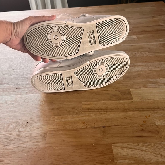 Fila hightop, tennis shoes - Picture 8 of 9